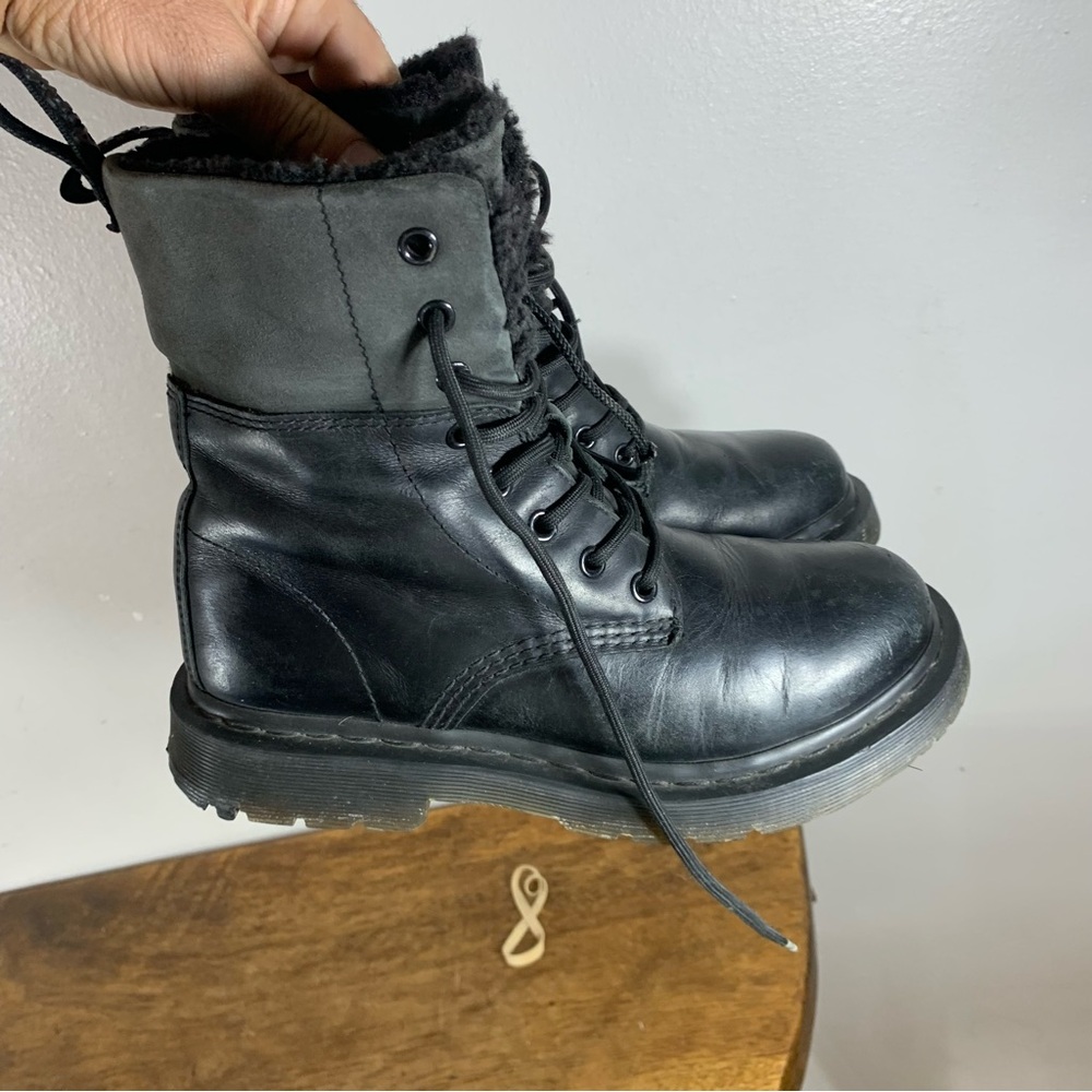 Dr Martens Winter waterproof leather boots - Picture 8 of 10